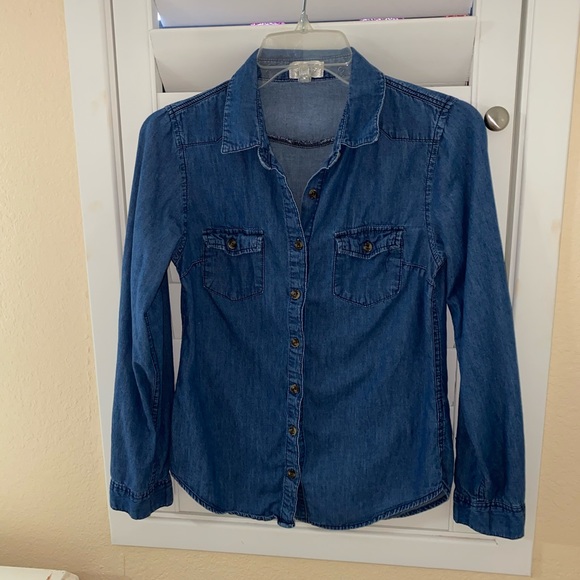 Denim button up - Picture 1 of 4